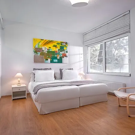 The White At Sani Villa *