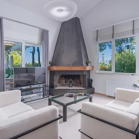 The White At Sani Villa *