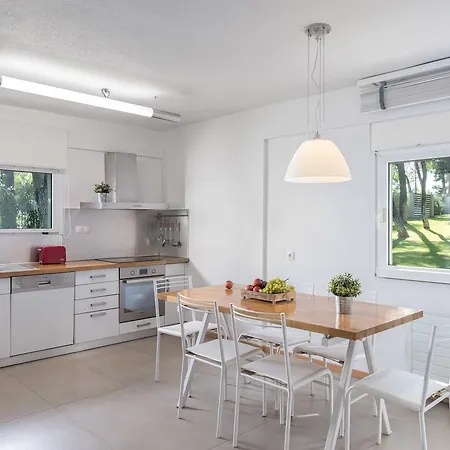 The White At Sani * Sani (Chalkidiki)