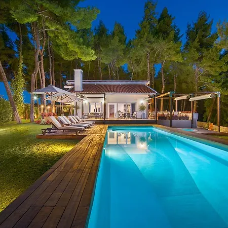 Villa The White At Sani