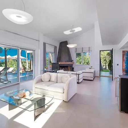 The White At Sani Villa *