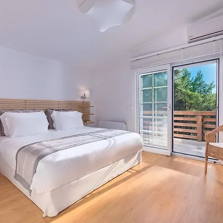 The White At Sani Villa